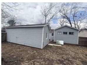 341 E Northside Dr in Jackson, MS - Building Photo - Building Photo