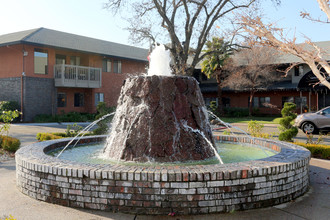 Sierra Regency Senior Living in Roseville, CA - Building Photo - Other