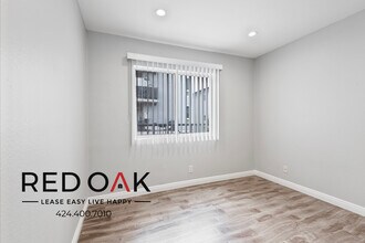 5224 Cartwright Ave, Unit 7 in Los Angeles, CA - Building Photo - Building Photo