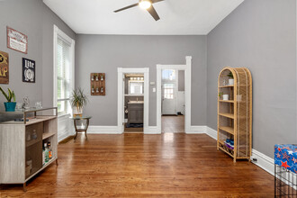 1135 Talmage Ave in St. Louis, MO - Building Photo - Interior Photo