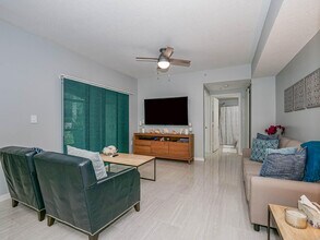 5080 Fairways Cir in Vero Beach, FL - Building Photo - Building Photo
