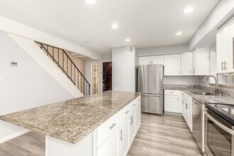 8558 E Indian School Rd in Scottsdale, AZ - Building Photo - Building Photo