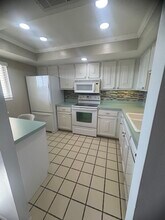 995 La Guna Dr in Venice, FL - Foto de edificio - Building Photo