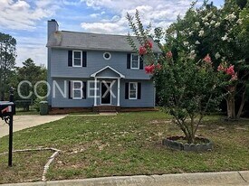 38 Camp Creek Dr in Elgin, SC - Building Photo