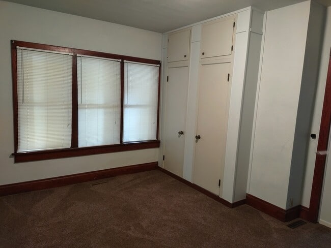 236 E Rose St in Owatonna, MN - Building Photo - Building Photo