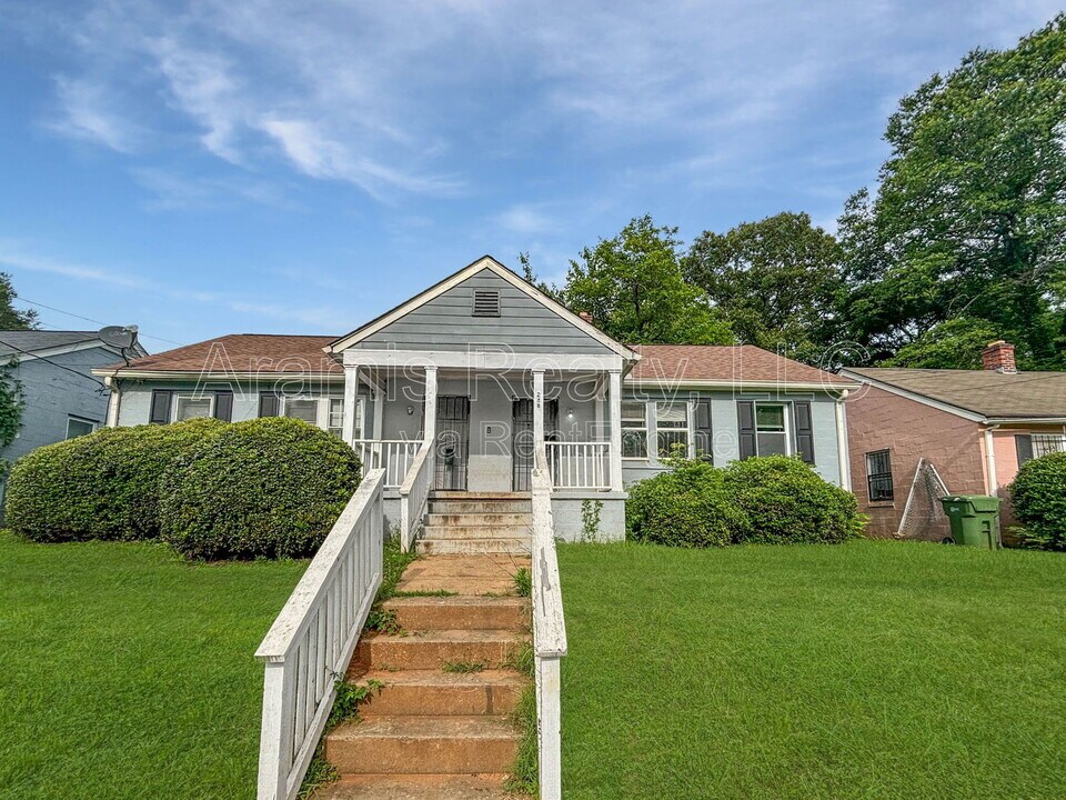 248 Rosser St SW in Atlanta, GA - Building Photo