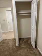 2237 Emerald Castle Dr in Decatur, GA - Foto de edificio - Building Photo