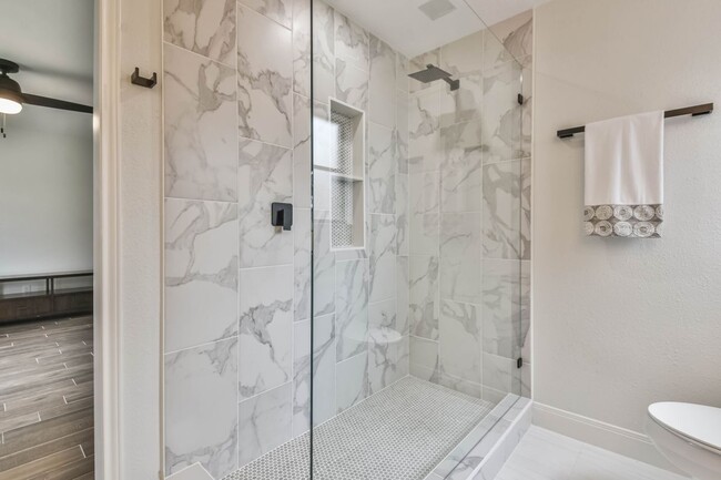 2718 Foliage Green Dr in Humble, TX - Building Photo - Building Photo