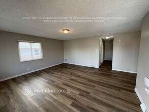 10870 Larry Dr in Northglenn, CO - Building Photo - Building Photo