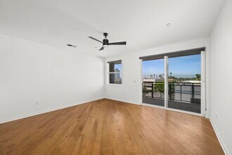 3650 5th Ave, Unit 404 in San Diego, CA - Foto de edificio - Building Photo