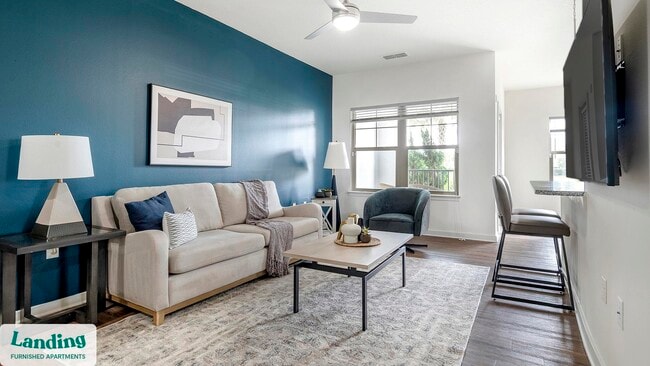 2439 Casona Ln