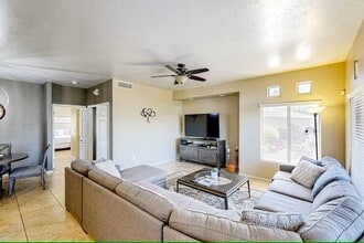 655 W Vistoso Highlands Dr, Unit 122 in Oro Valley, AZ - Building Photo - Building Photo