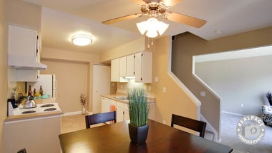 Hidden Creek in Grand Rapids, MI - Building Photo - Building Photo