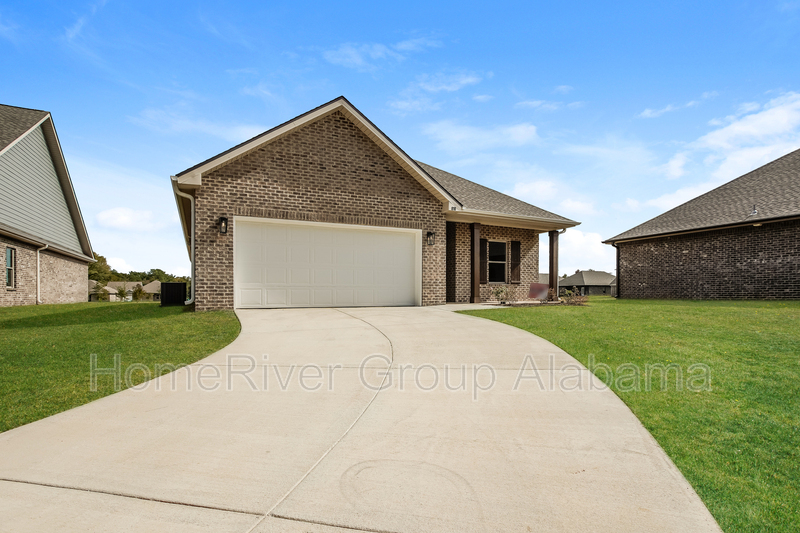 818 Temple St in Foley, AL - Building Photo