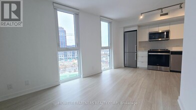 30-630 Tretti Wy in Toronto, ON - Building Photo - Building Photo