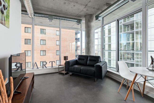 624-628 8 Ave SE