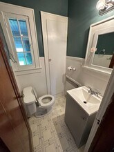 2079 US-9W in Selkirk, NY - Building Photo - Building Photo