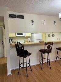 2832 S Bartell Dr photo'