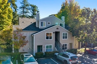 Hampton Ridge Apartments in Tigard, OR - Foto de edificio - Building Photo