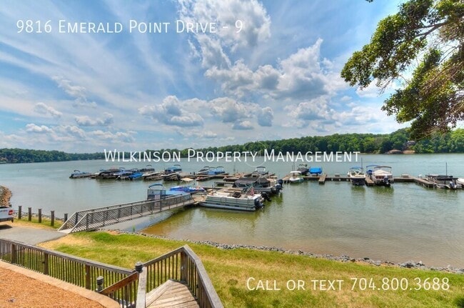 9816 Emerald Point Dr in Charlotte, NC - Building Photo - Building Photo