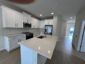 354 Lady Palm St in Apopka, FL - Building Photo - Building Photo