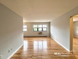 510 W Briar Pl in Chicago, IL - Building Photo