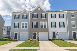 158 Cooperage Rd in Inwood, WV - Building Photo