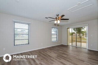 6947 Roslyn Ct in North Port, FL - Building Photo - Building Photo