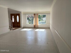 28649 Acacia Glen St in Agoura Hills, CA - Building Photo - Building Photo