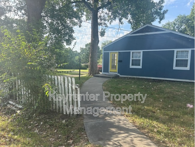 property at 803 E Wall St