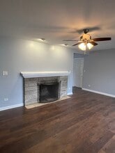 614 Saddle Rd in Wheaton, IL - Building Photo - Building Photo