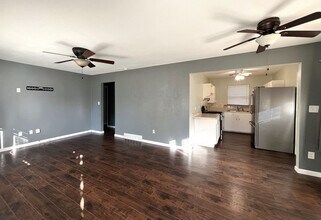 208 Myron Ave in Belton, MO - Building Photo - Building Photo