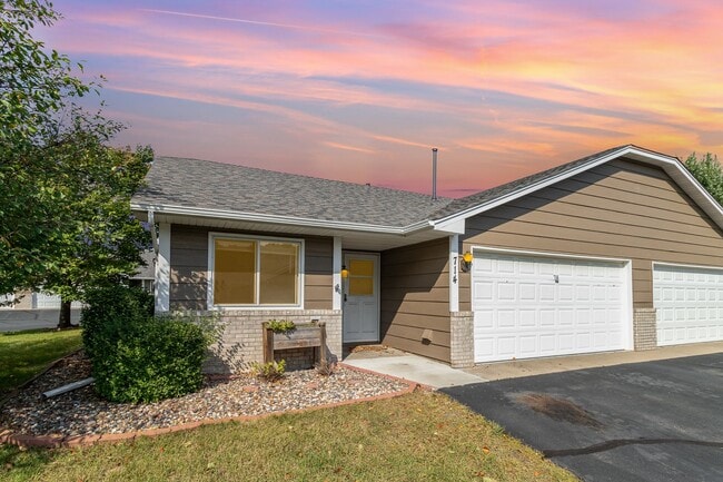 property at 714 Auburn Pl NW