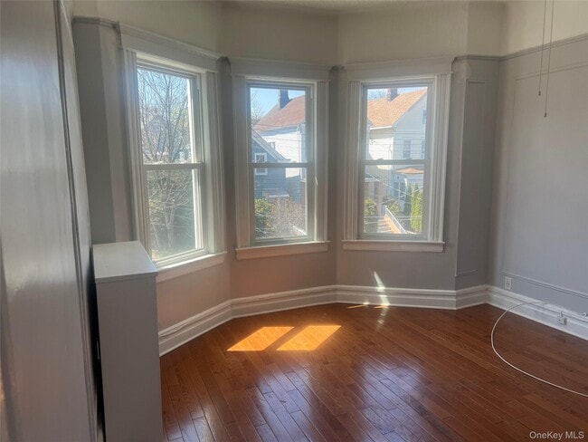 41 S 12th Ave in Mount Vernon, NY - Building Photo - Building Photo