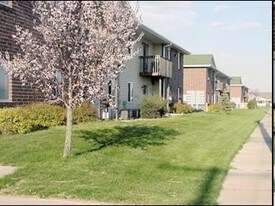 Prairie View Apartments in Fremont, NE - Building Photo