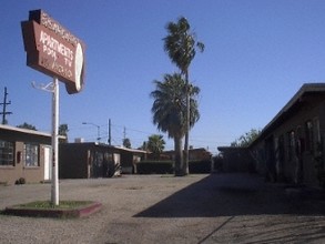 Silver Saddle in Tucson, AZ - Building Photo - Building Photo