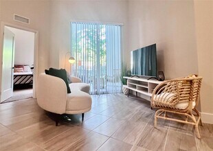 120 N Compass Way, Unit 337 in Dania Beach, FL - Building Photo - Building Photo