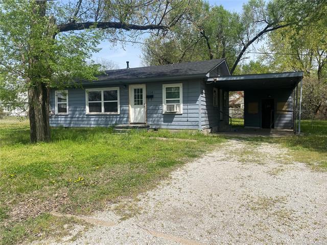 property at 2026 E 2nd St