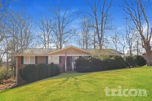 3842 Wesley Dr in Lithia Springs, GA - Building Photo