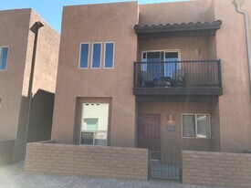 4154 N Thurston Ln, Unit Unit 101 in Tucson, AZ - Building Photo