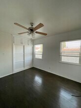 6128 De Longpre Ave, Unit Apartment 6 in Los Angeles, CA - Building Photo - Building Photo