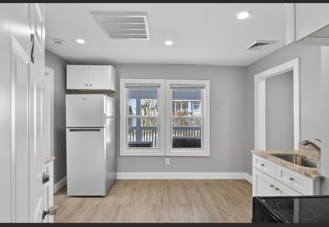 122 Brookside Ave in West Warwick, RI - Building Photo - Building Photo