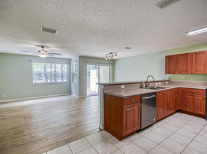 721 Imperial Lake Rd in West Palm Beach, FL - Building Photo - Building Photo