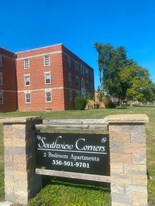 2633 South St, Unit 221A in Warren, OH - Building Photo