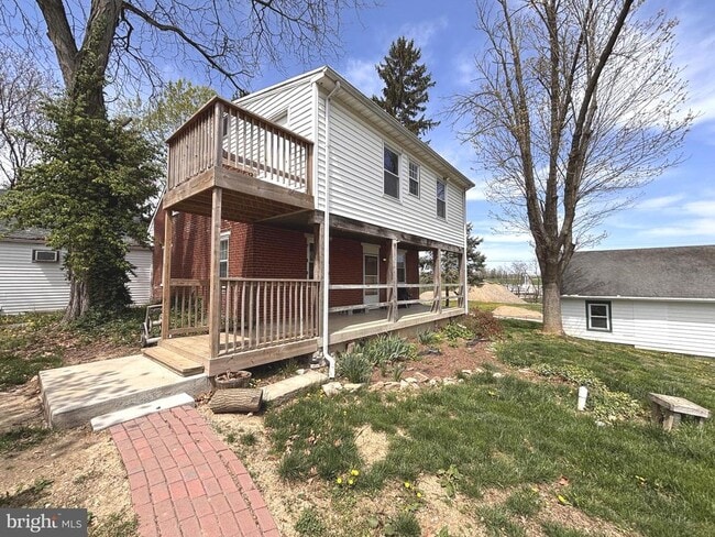 970 Disston View Dr in Lititz, PA - Building Photo - Building Photo
