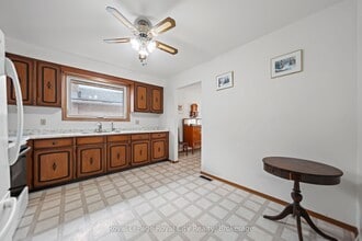 17 Muskoka Dr in Guelph, ON - Building Photo - Building Photo