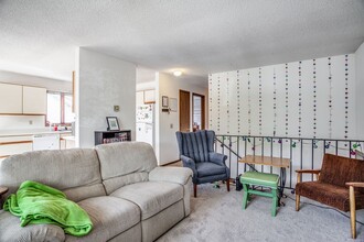 900-902 SE 9th Ave in Minneapolis, MN - Foto de edificio - Building Photo