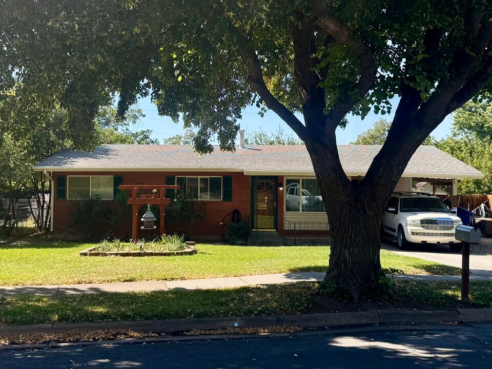 605 Van Buren Ave in Ogden, UT - Foto de edificio