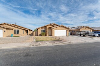 7120 36th Pl in Yuma, AZ - Building Photo - Building Photo