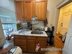 143 Park Dr, Unit 38 in Boston, MA - Building Photo - Building Photo